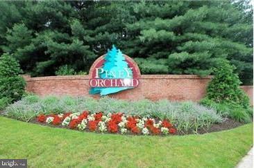 2868 Shallow Stream Way