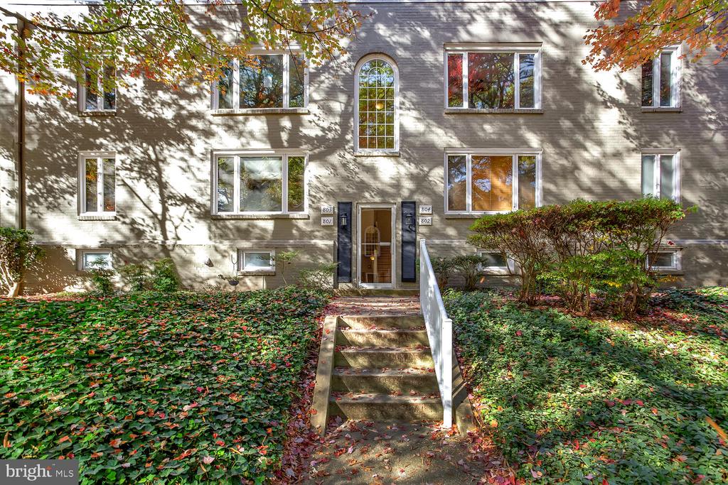 801 Dreams Landing Way #801