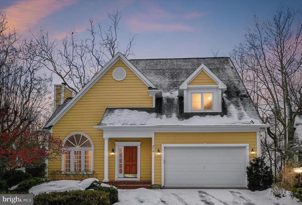 219 Spring Race Ct
