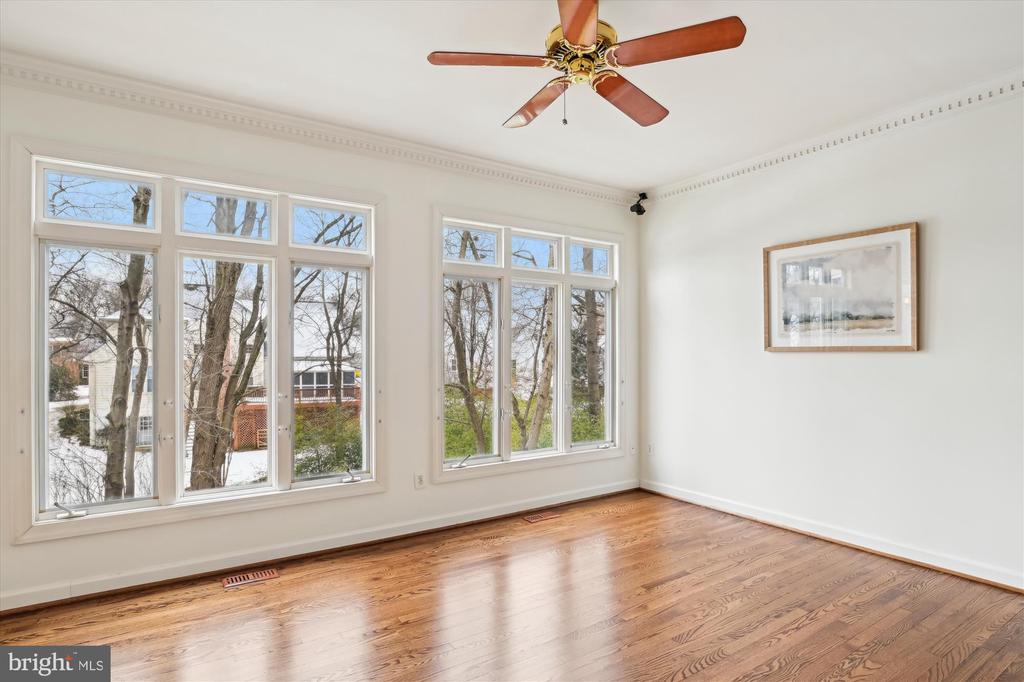 219 Spring Race Ct