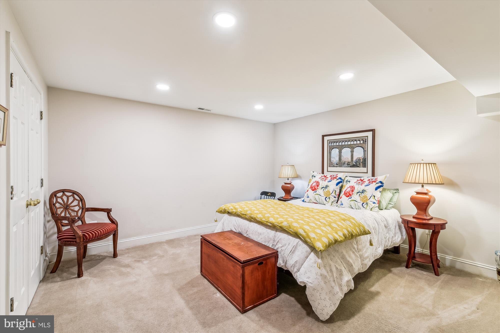 2 Danielle Ct