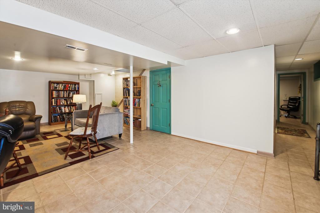 303 Bridle Path Ln