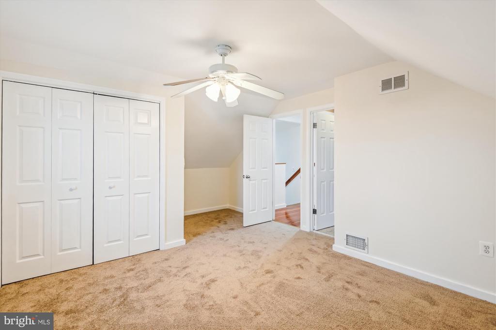 1549 Ritchie Ln