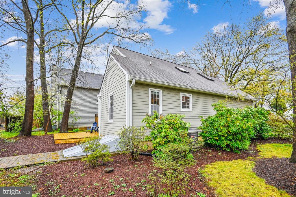 1549 Ritchie Ln