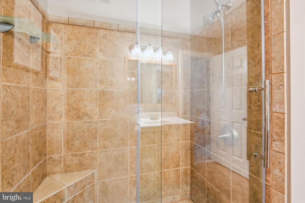 1549 Ritchie Ln