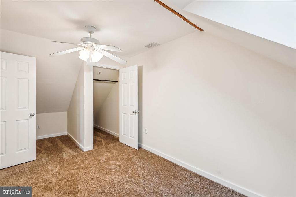 1549 Ritchie Ln