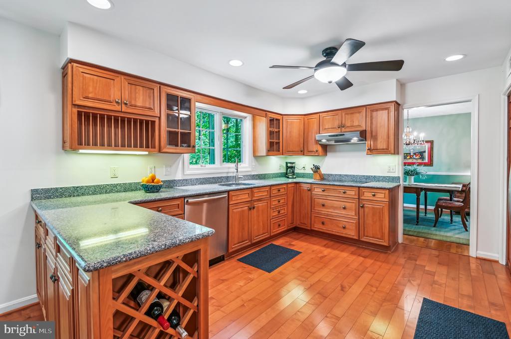 623 Bay Green Dr