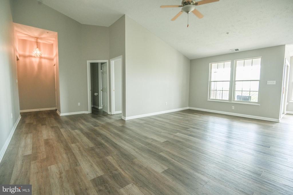 697 Winding Stream Way #303