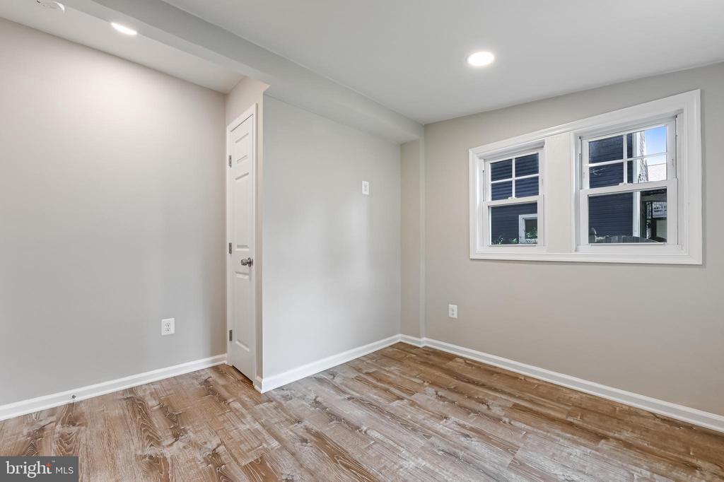 405 Bayview Dr