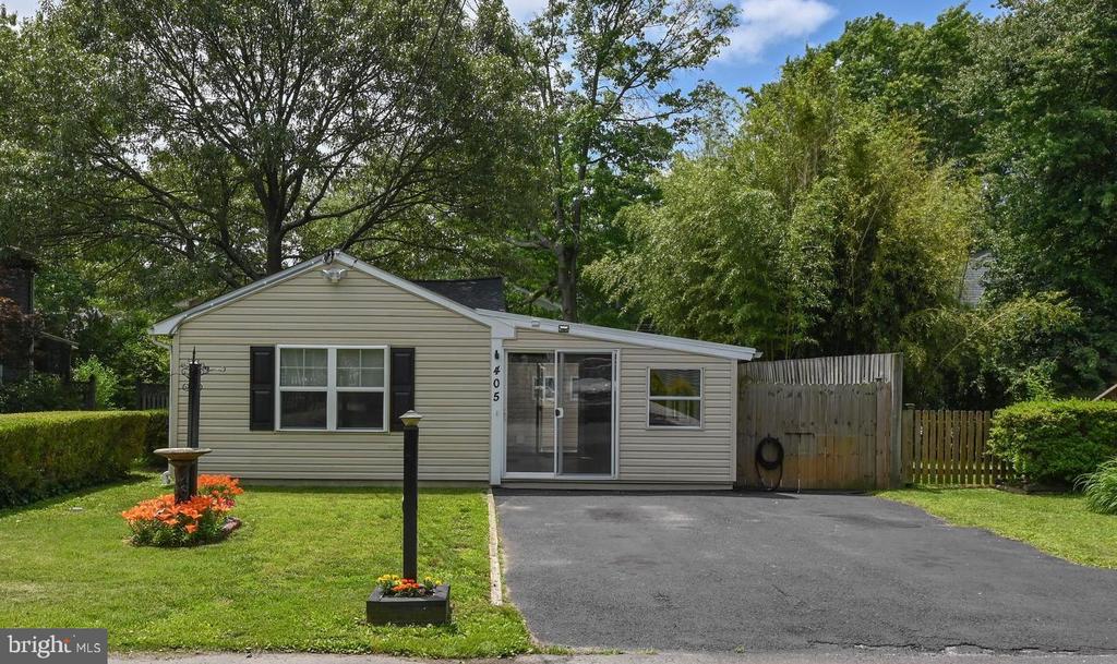 405 Bayview Dr