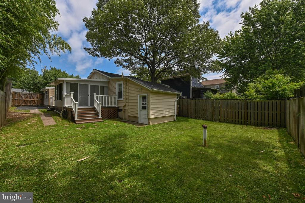 405 Bayview Dr