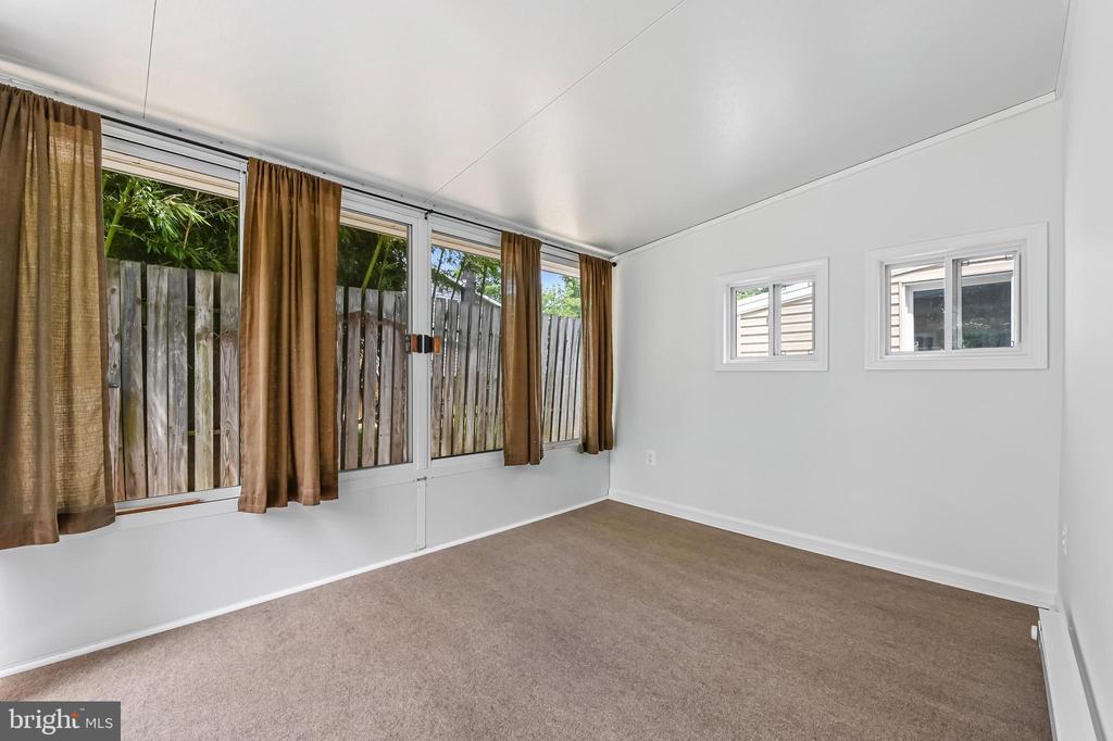 405 Bayview Dr