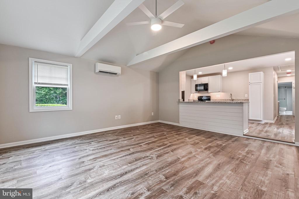 405 Bayview Dr