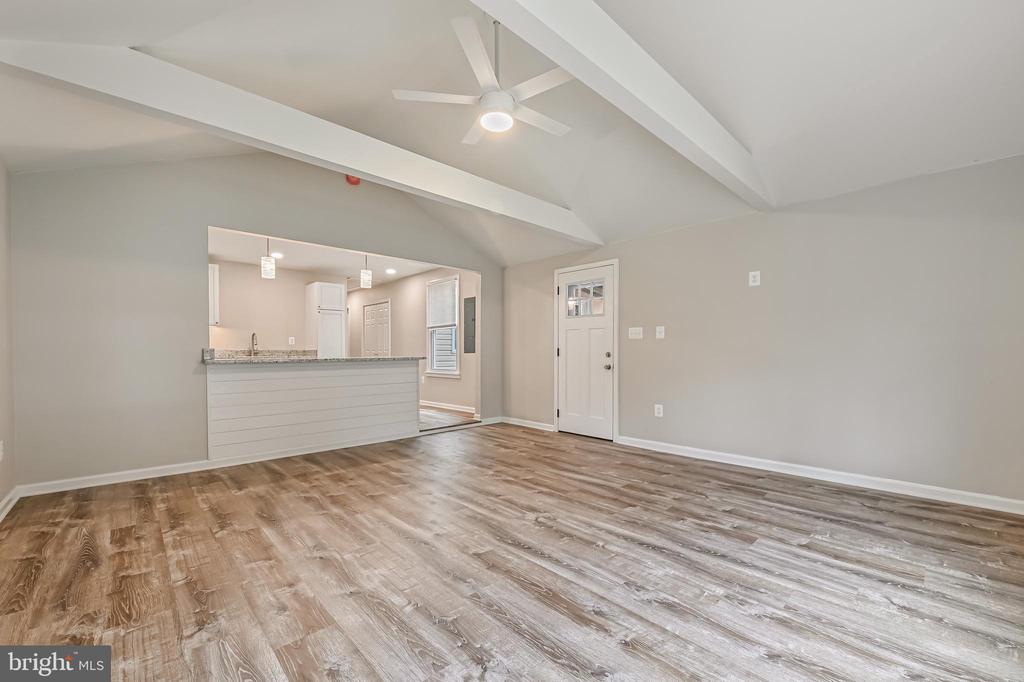405 Bayview Dr