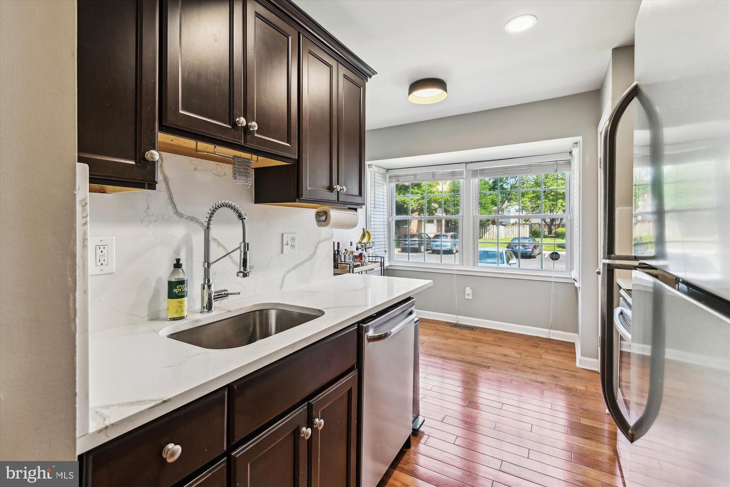 1784 Sharwood Pl