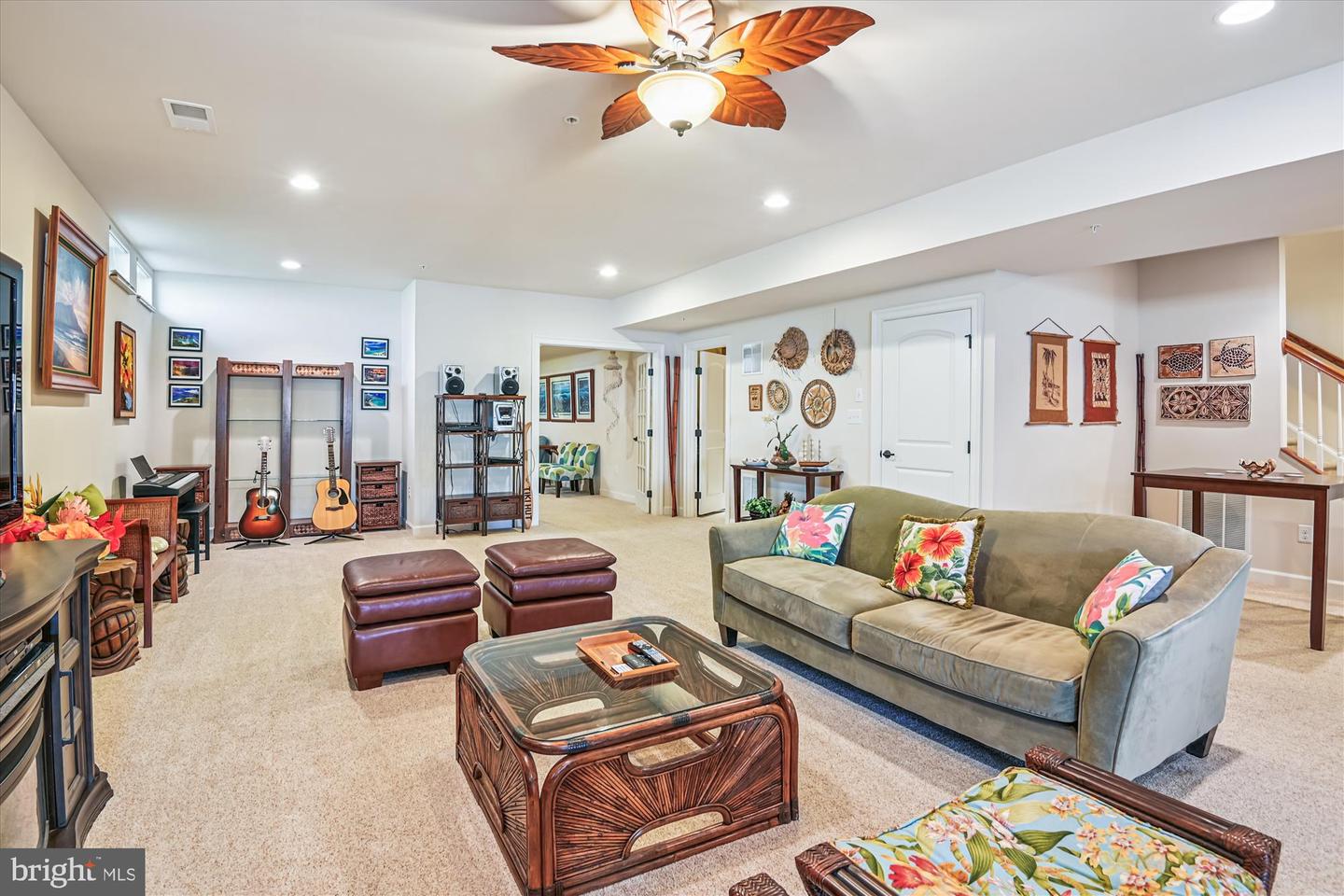2930 Levee Dr
