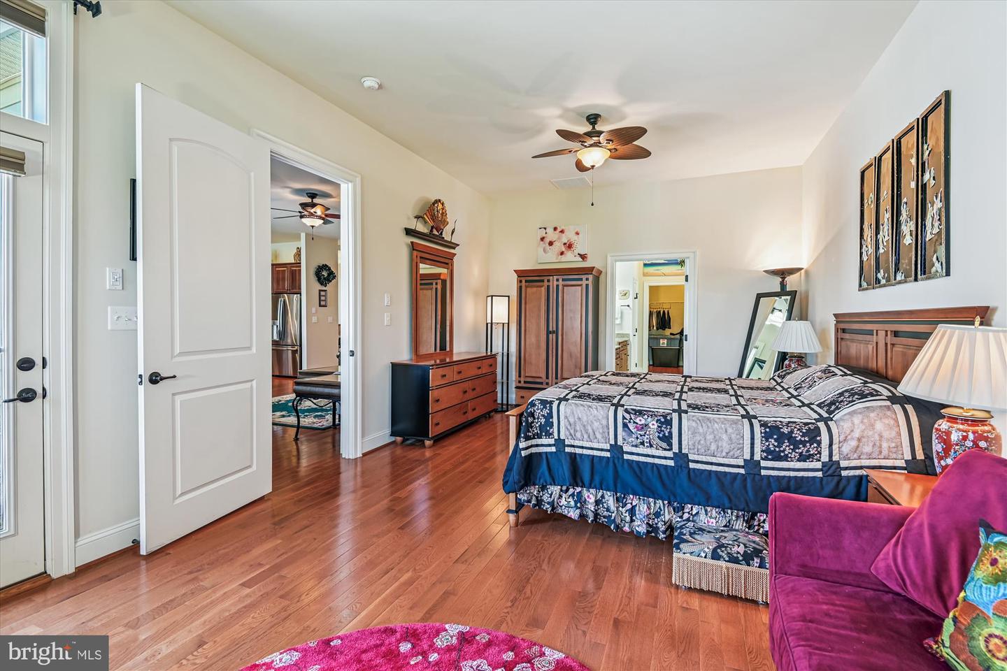 2930 Levee Dr