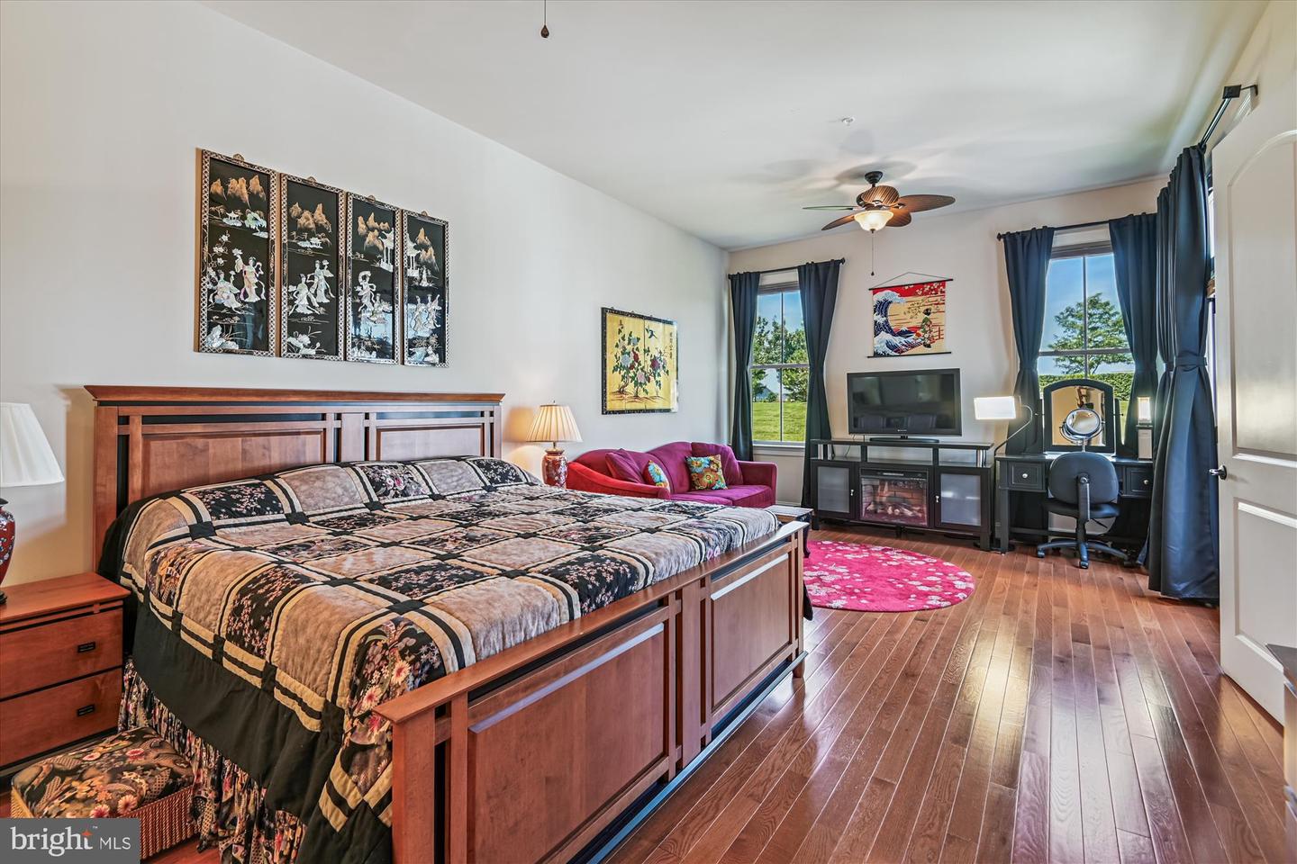 2930 Levee Dr