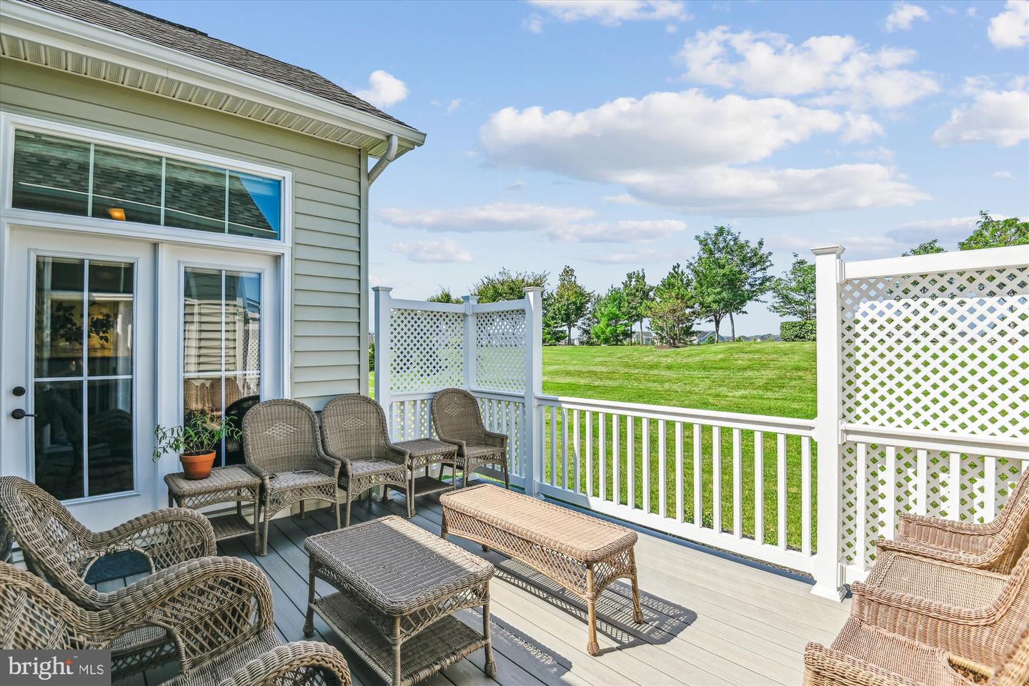2930 Levee Dr