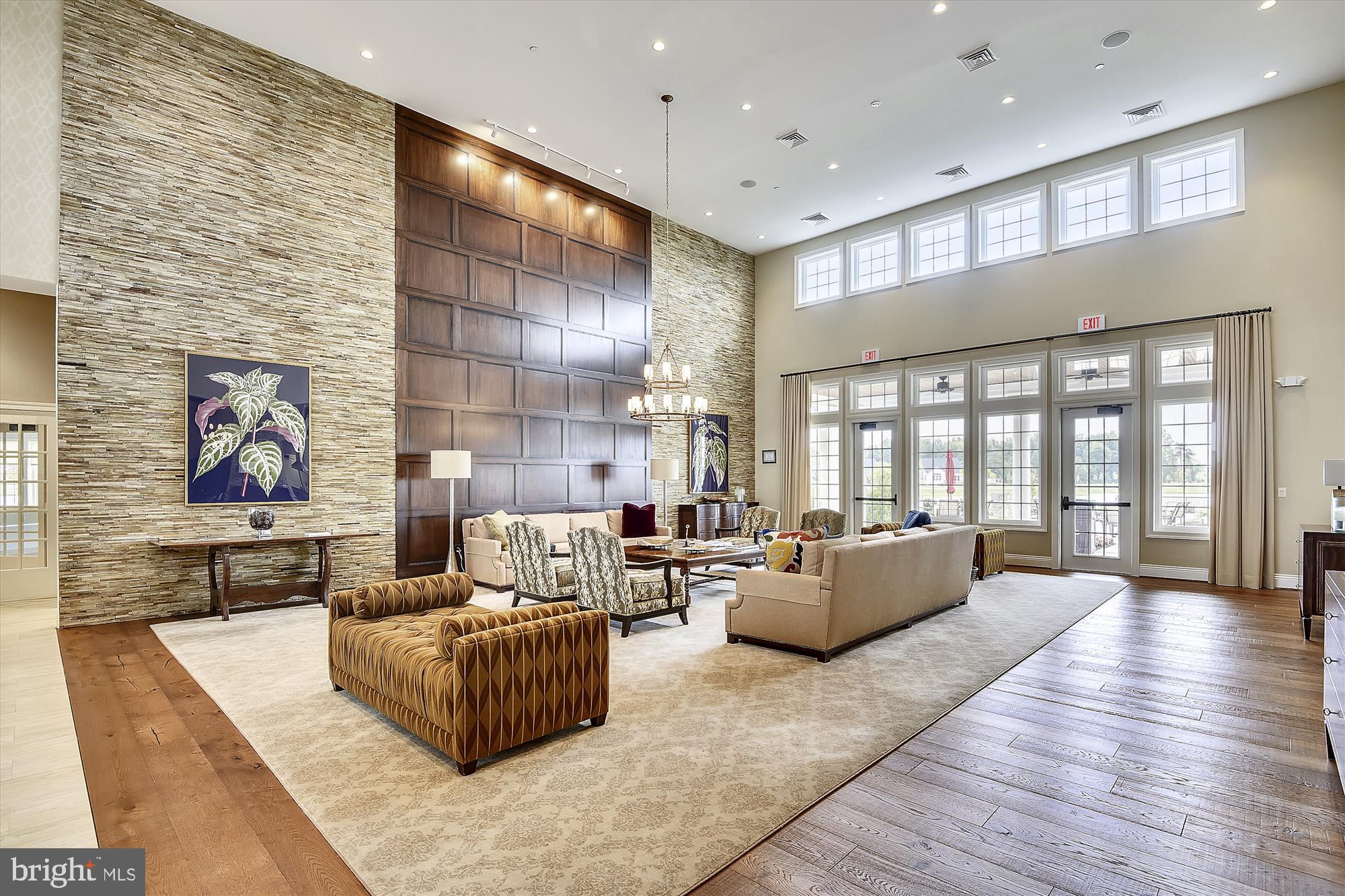 2930 Levee Dr