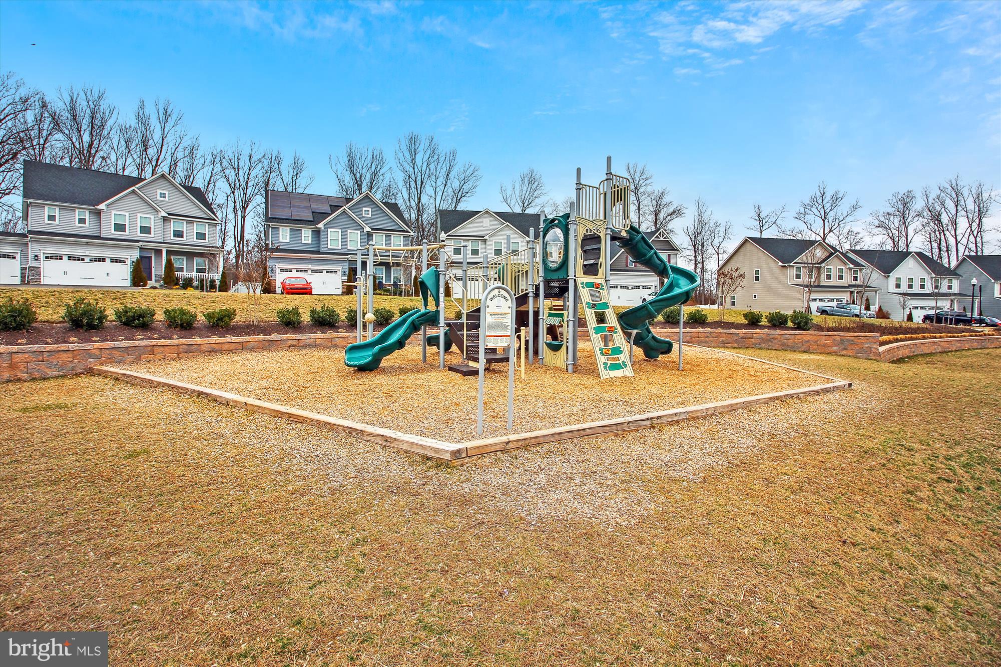 2930 Levee Dr