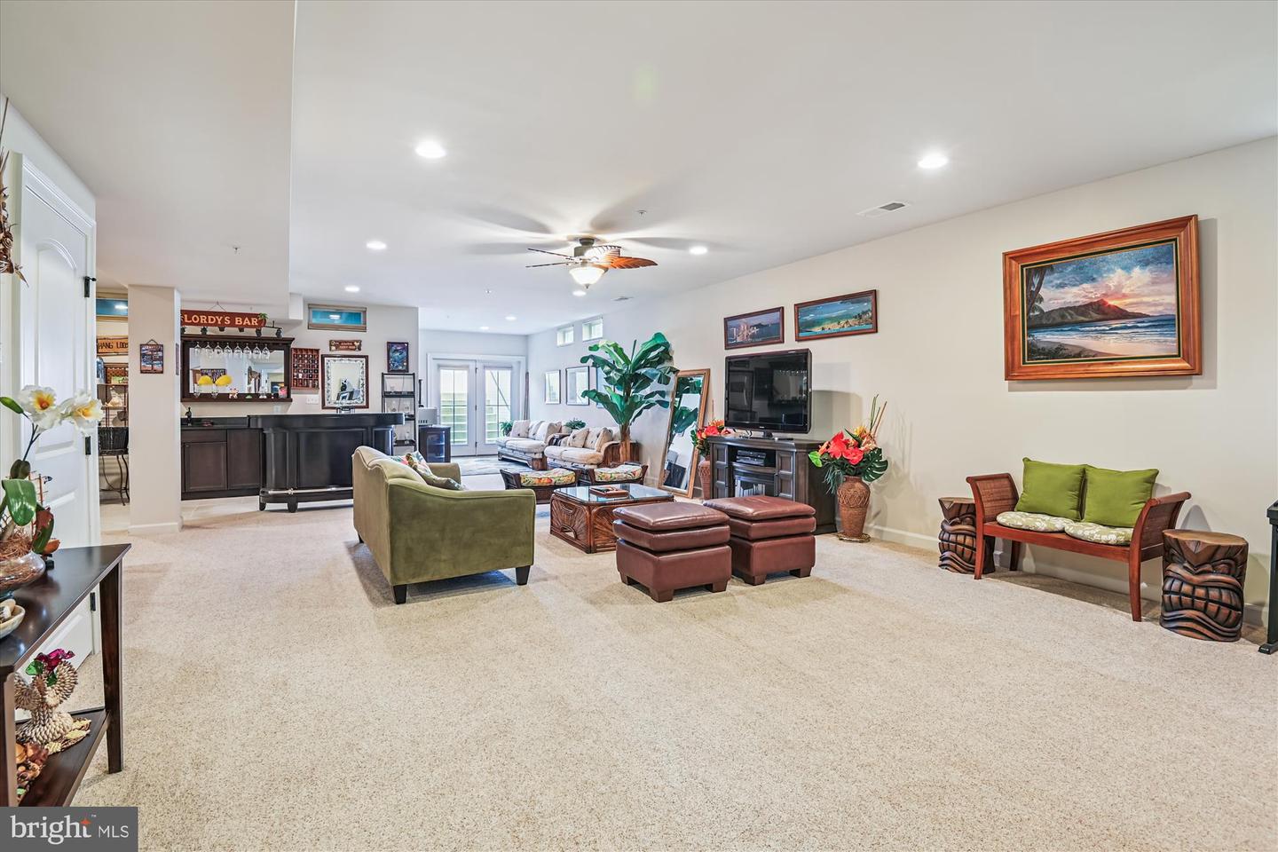 2930 Levee Dr