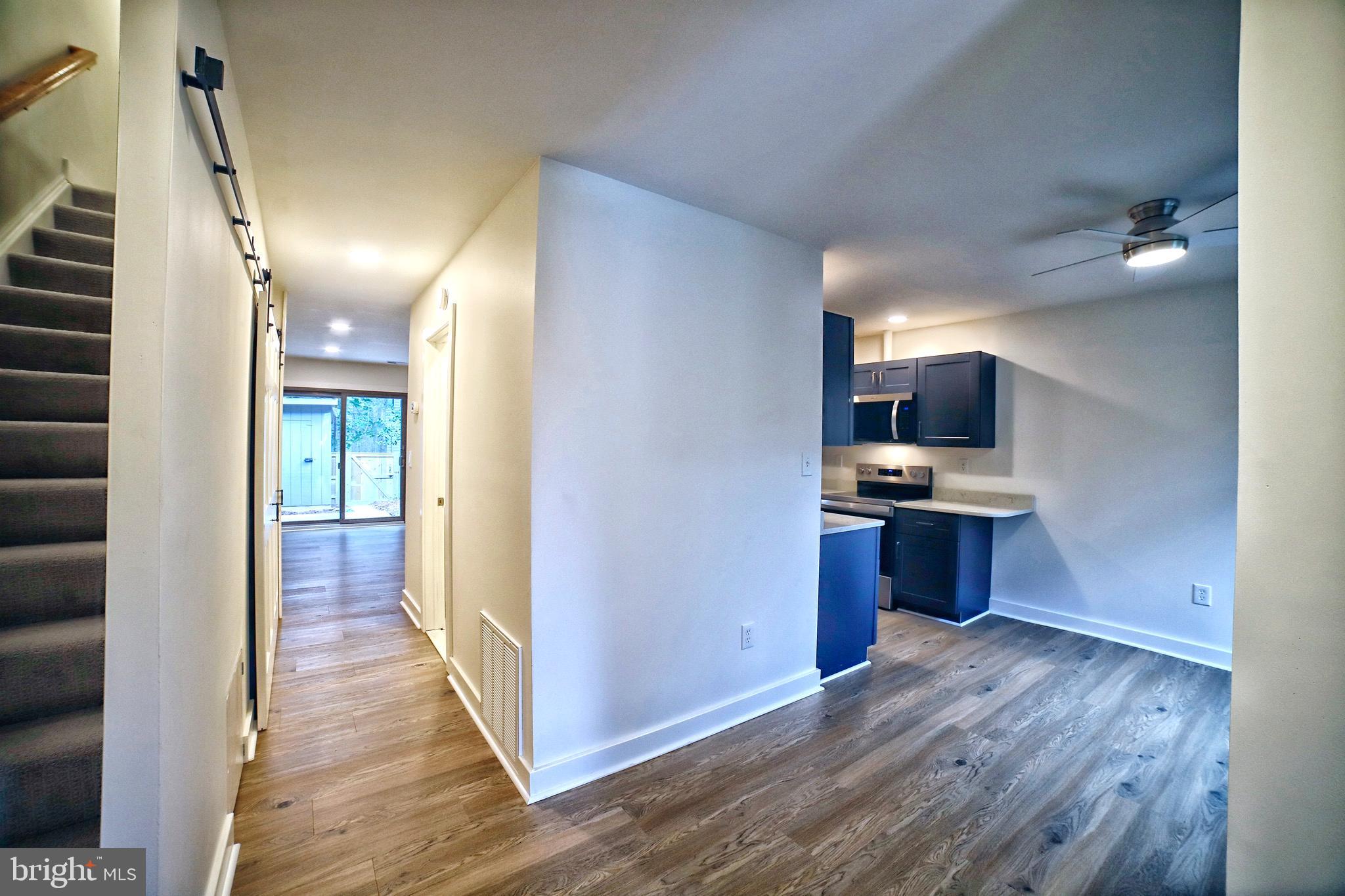 1021 CEDAR RIDGE COURT