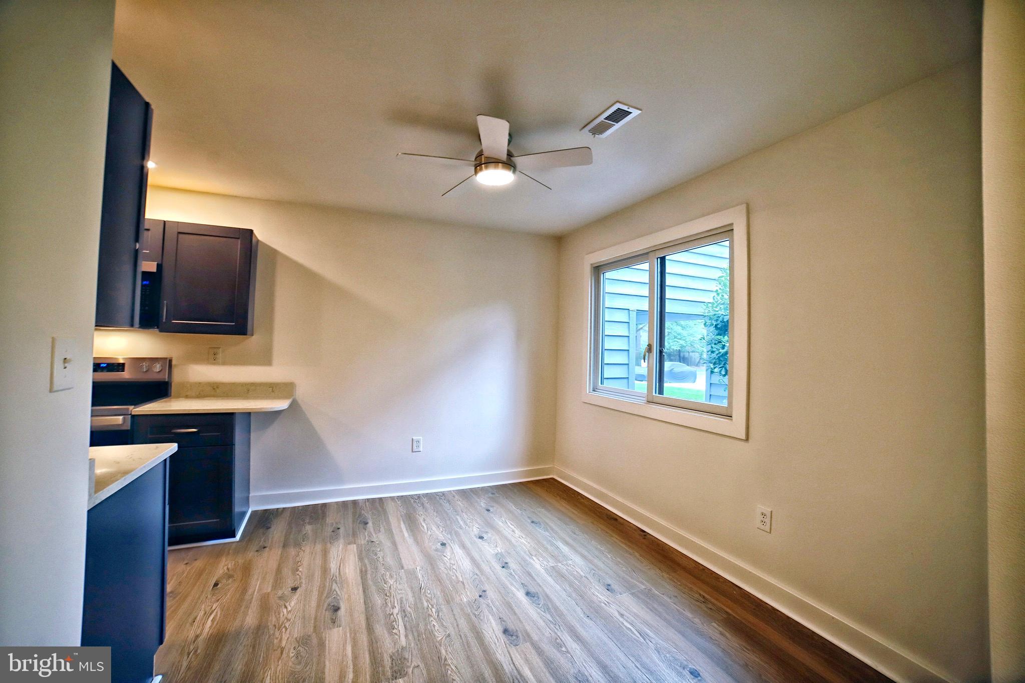 1021 CEDAR RIDGE COURT