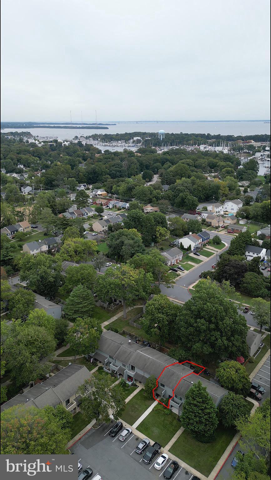 1021 CEDAR RIDGE COURT