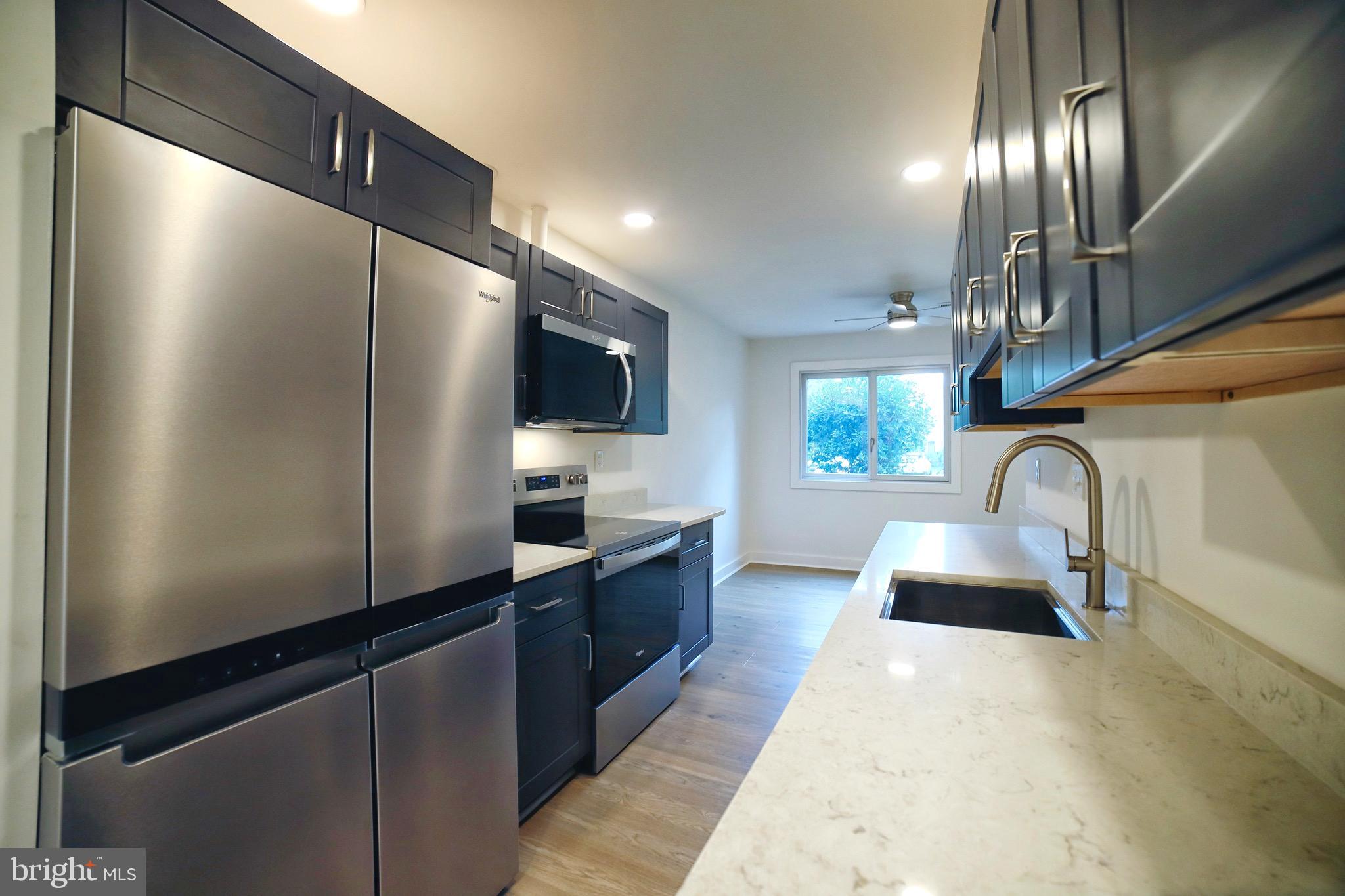 1021 CEDAR RIDGE COURT