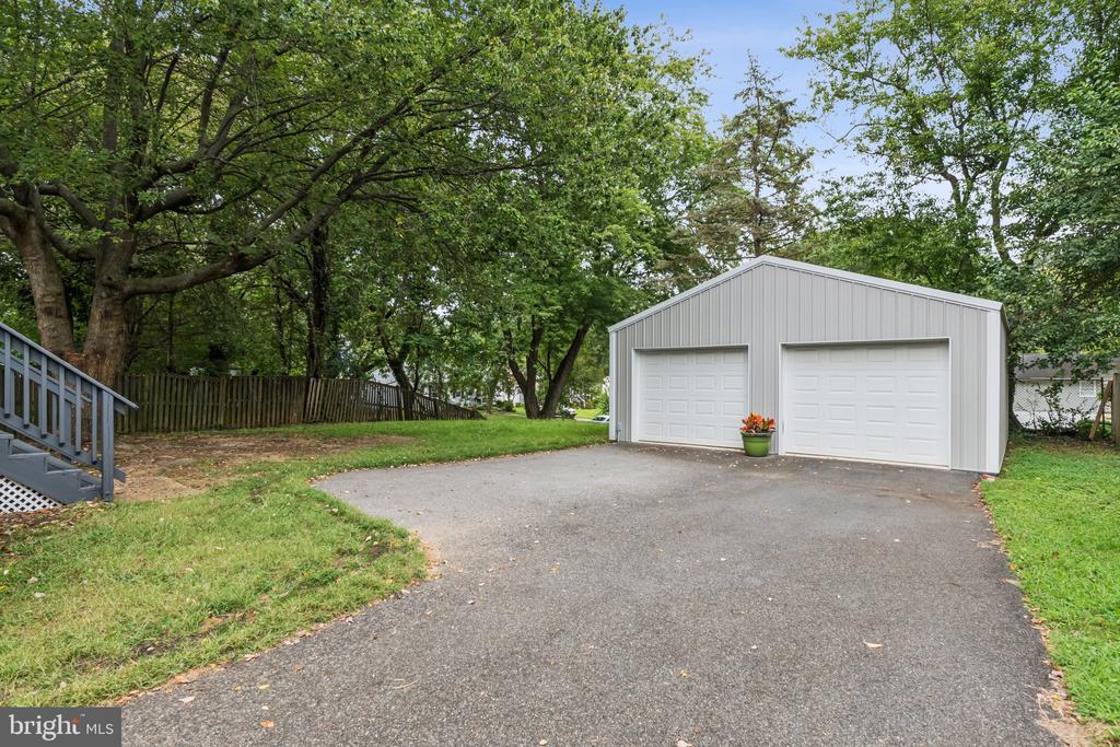 1227 HAMPTON ROAD