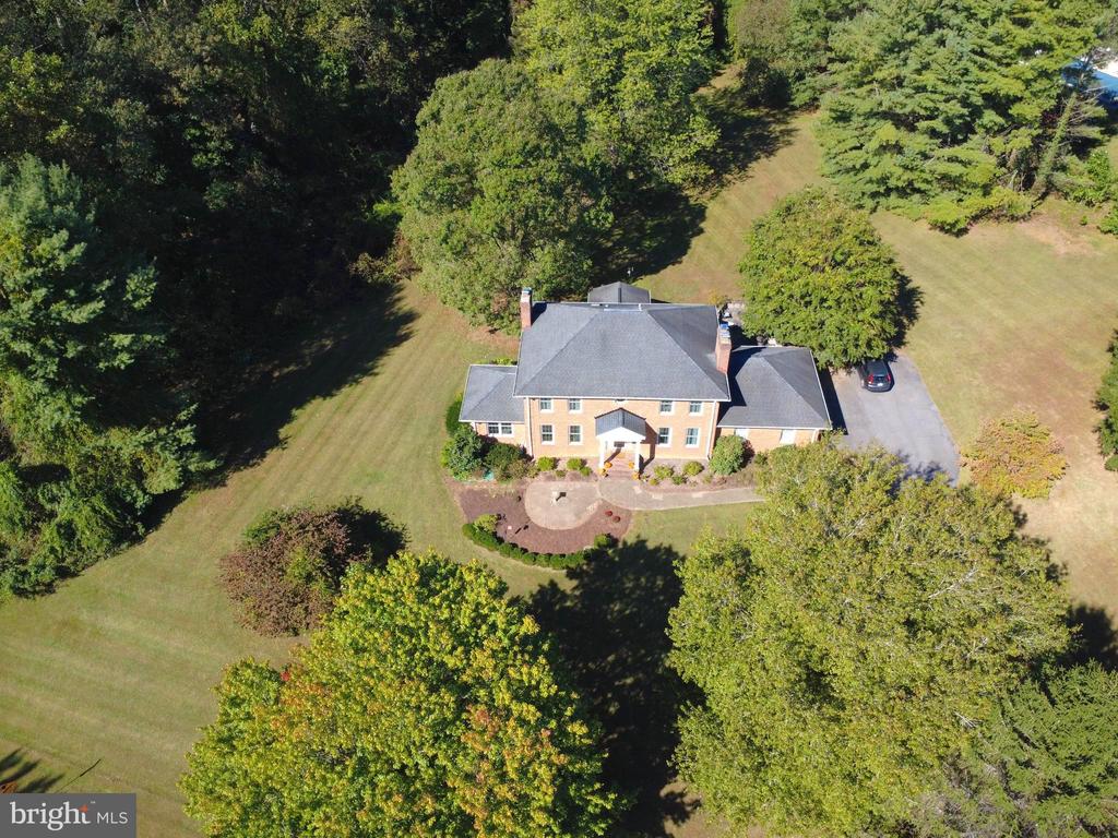 2034 HUNTWOOD DRIVE