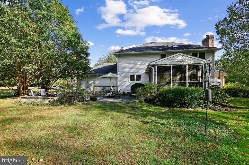 2034 HUNTWOOD DRIVE
