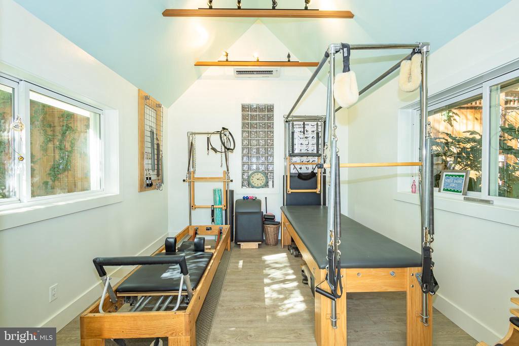 1004 MOSS HAVEN COURT
