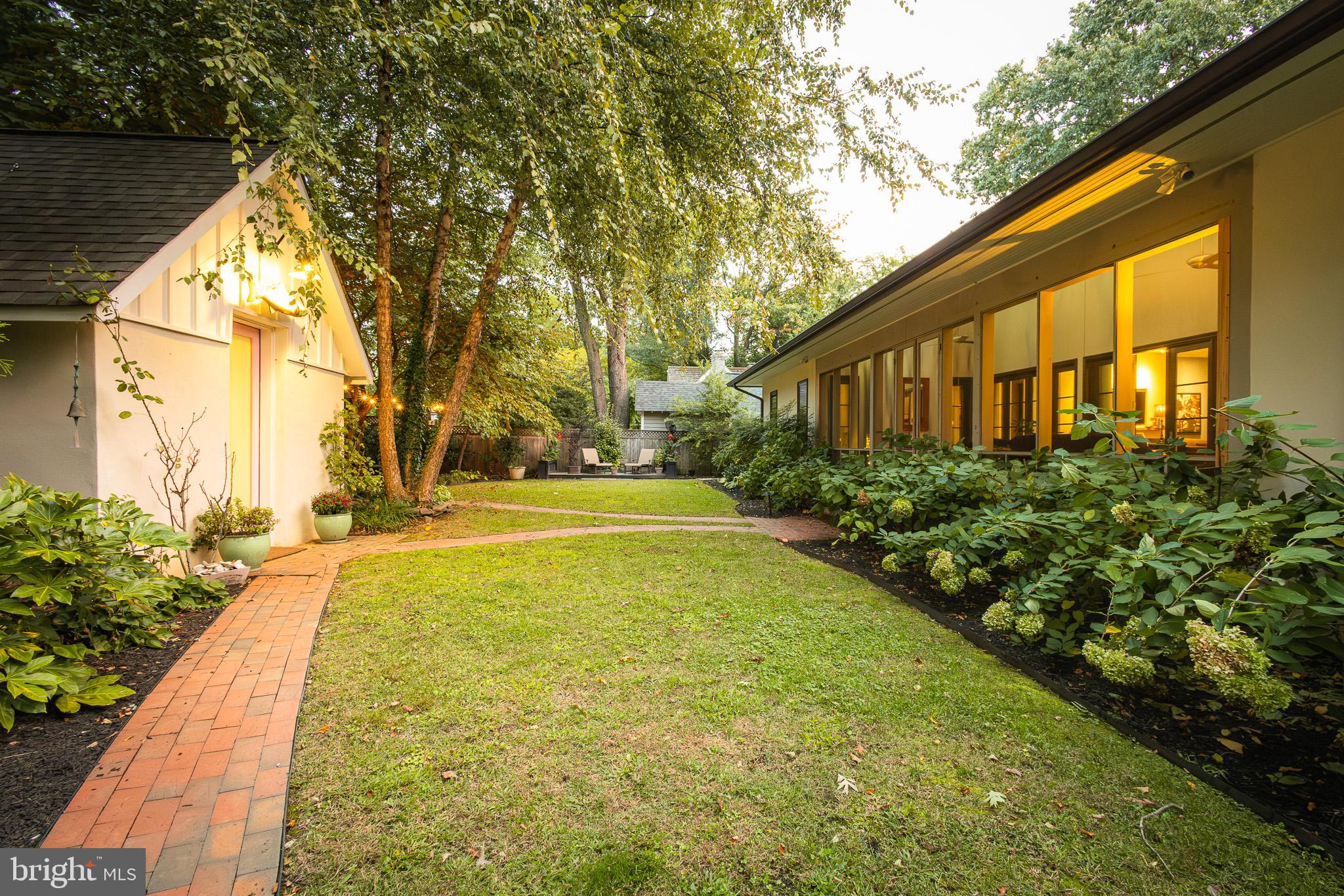 1004 MOSS HAVEN COURT