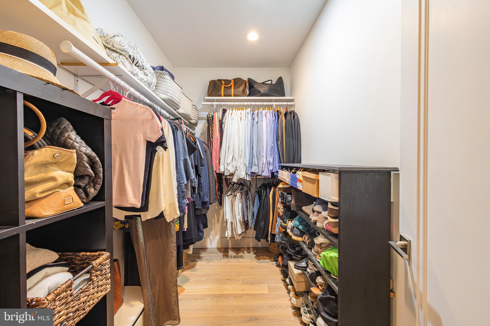 1004 MOSS HAVEN COURT