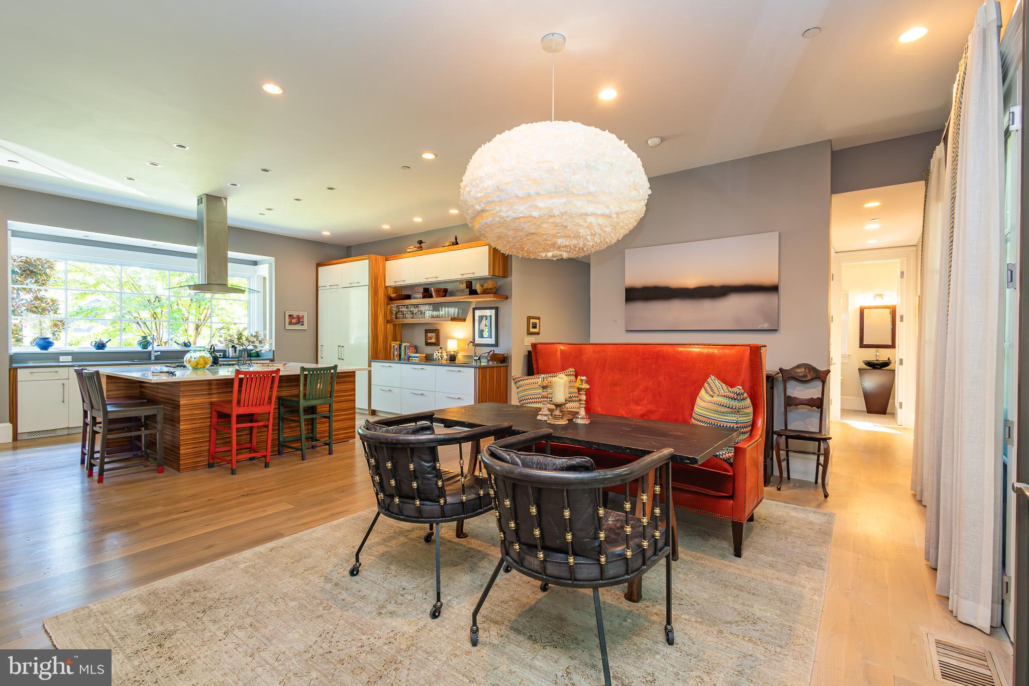 1004 MOSS HAVEN COURT