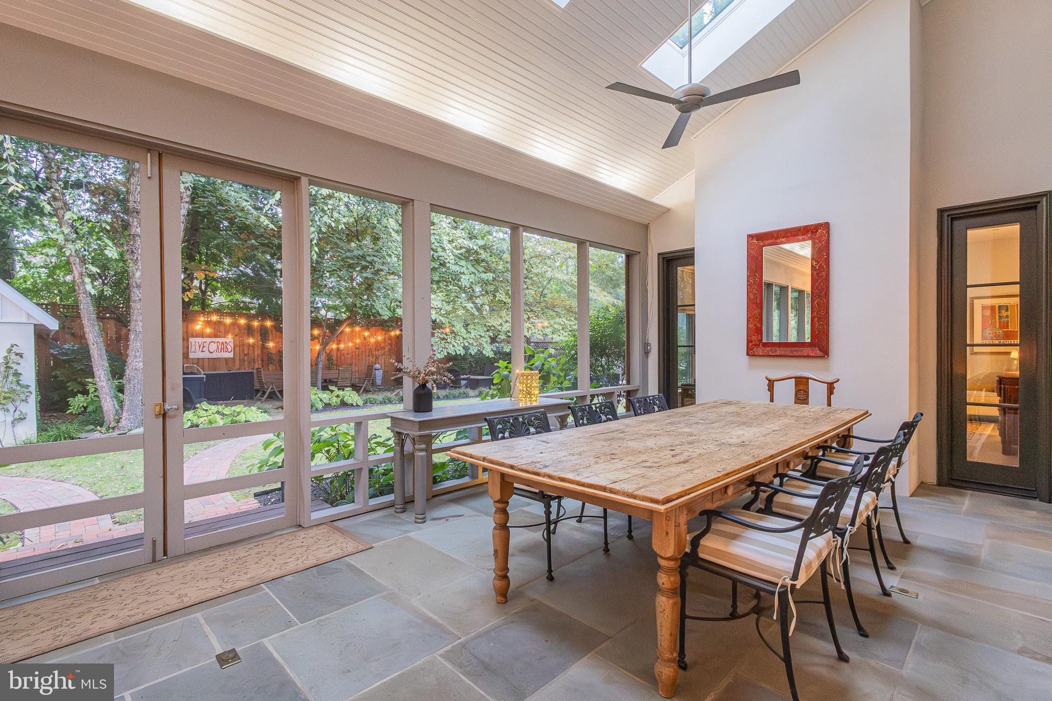 1004 MOSS HAVEN COURT