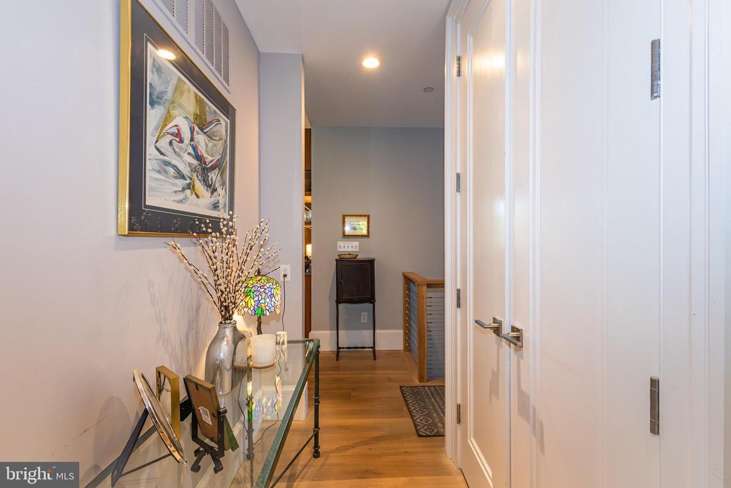 1004 MOSS HAVEN COURT