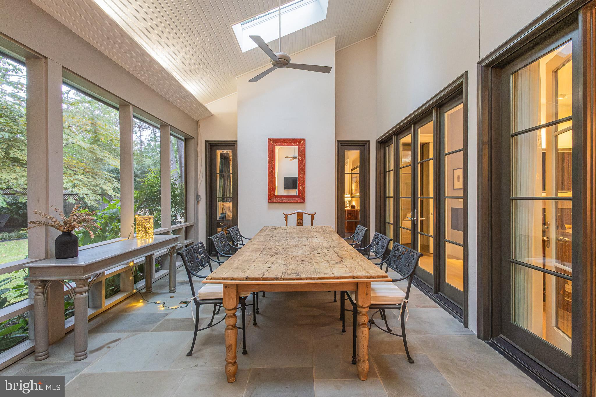 1004 MOSS HAVEN COURT