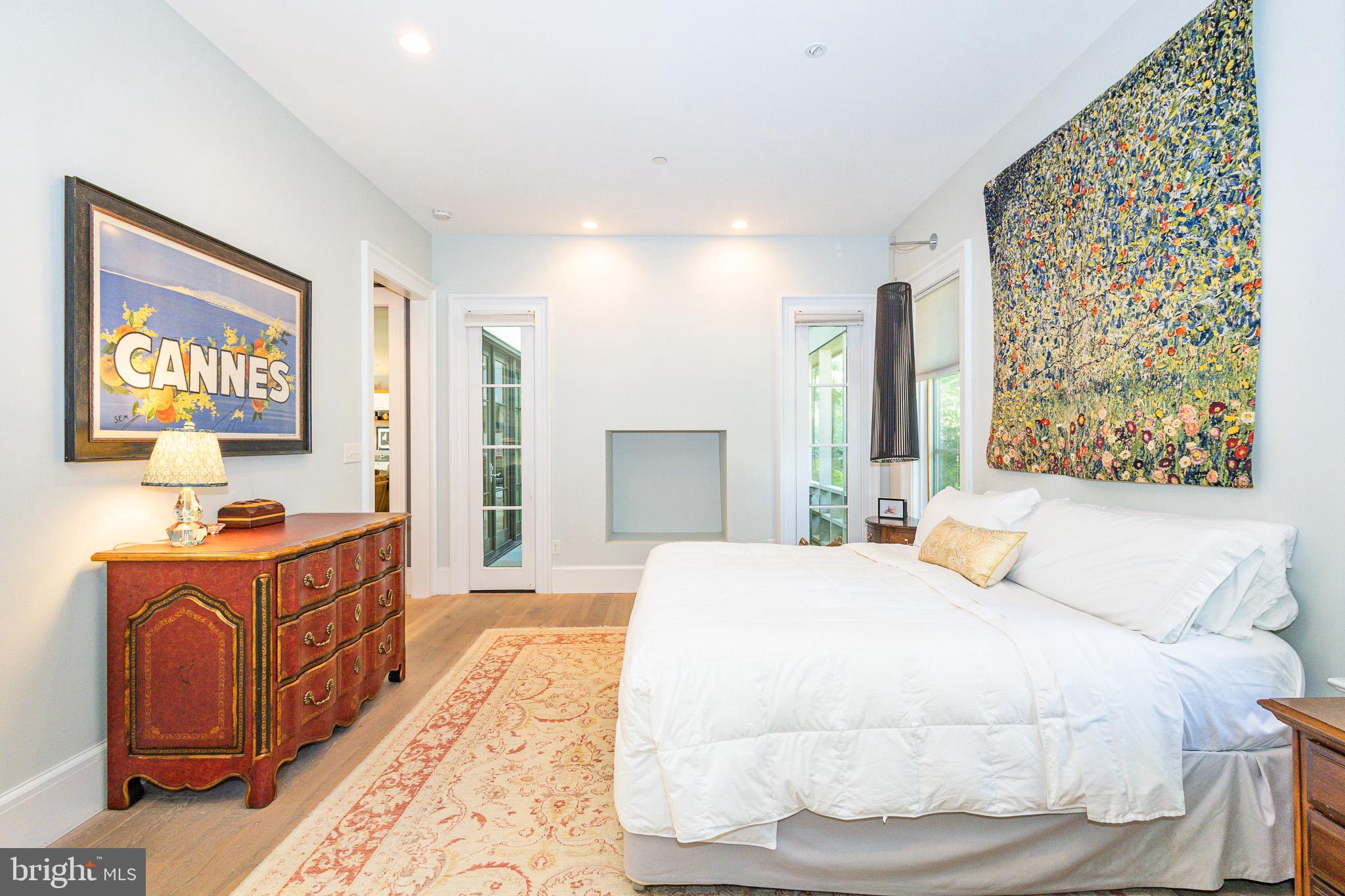 1004 MOSS HAVEN COURT