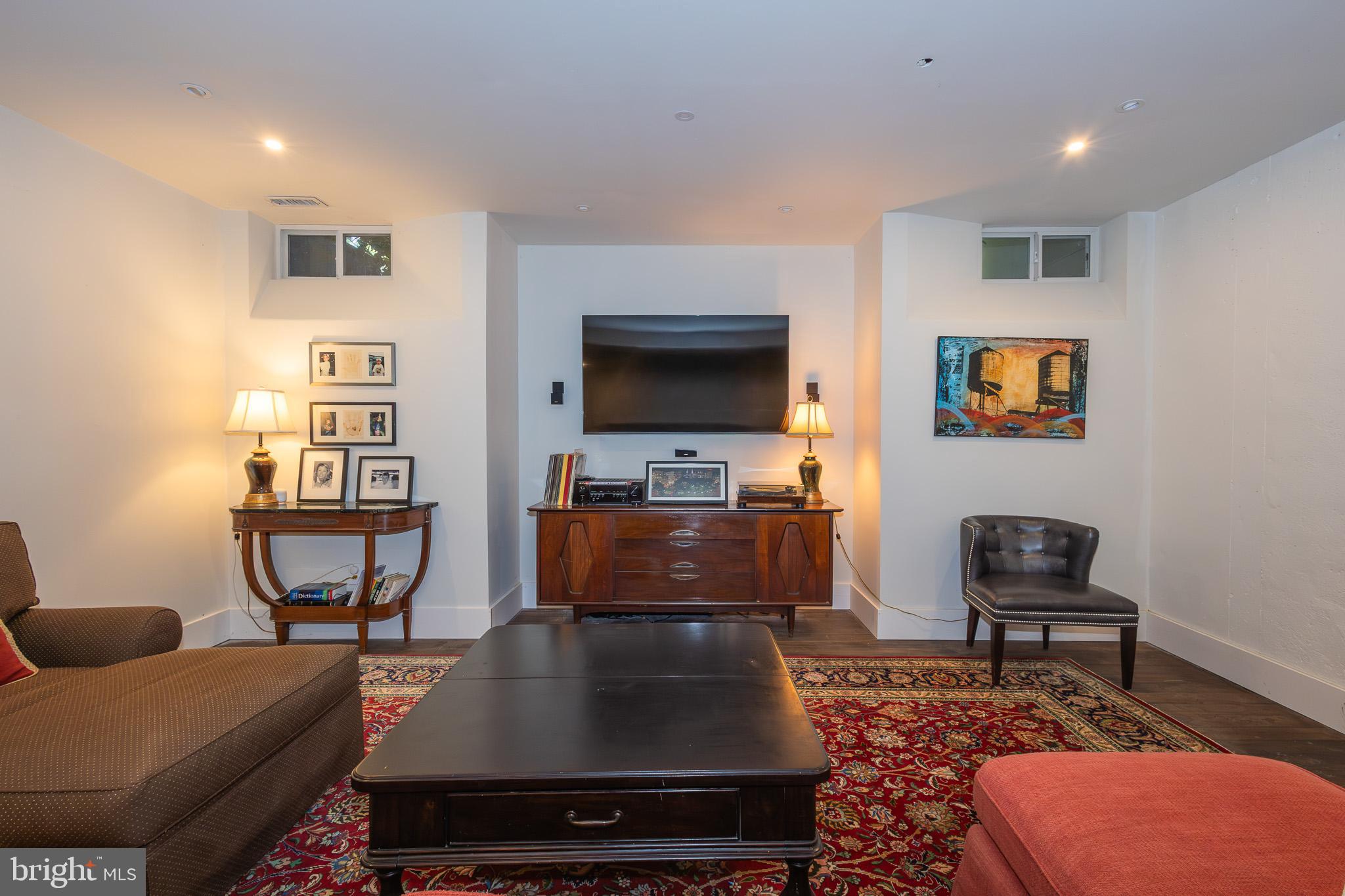 1004 MOSS HAVEN COURT