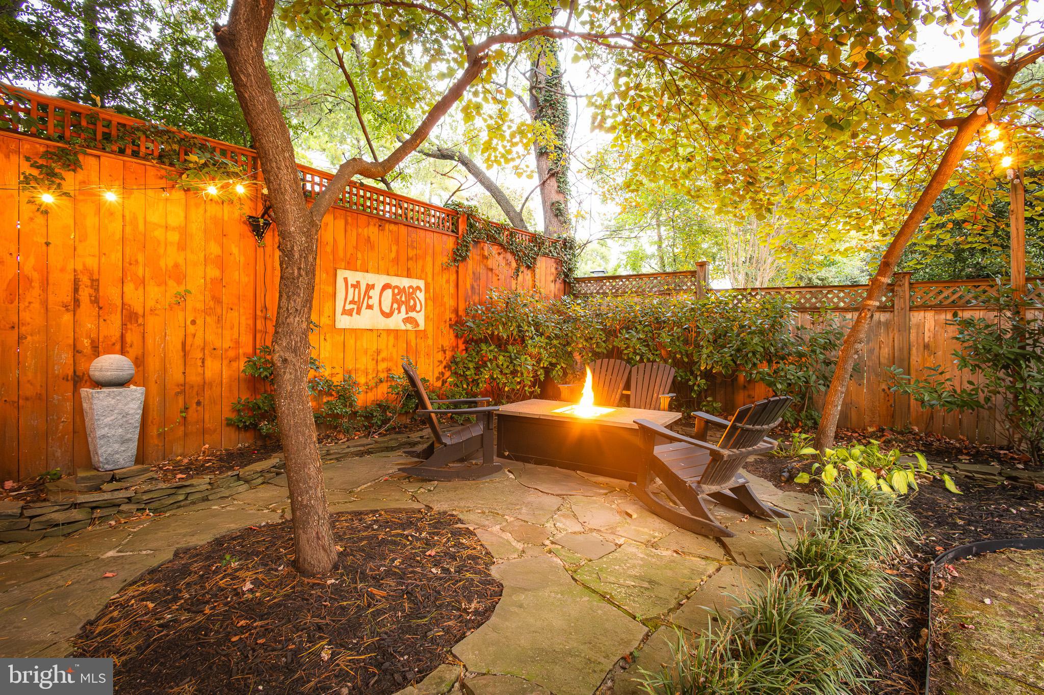 1004 MOSS HAVEN COURT