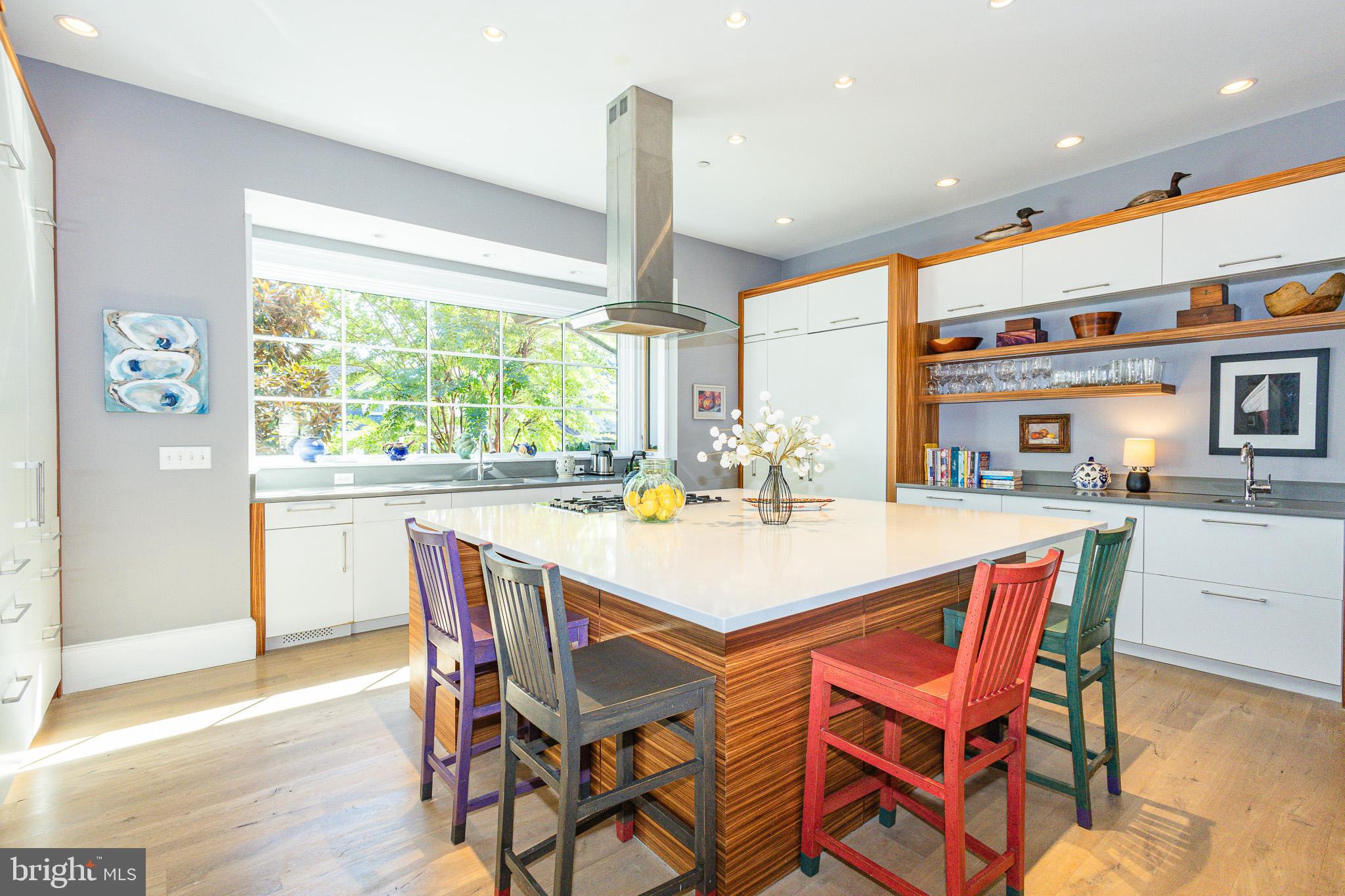 1004 MOSS HAVEN COURT