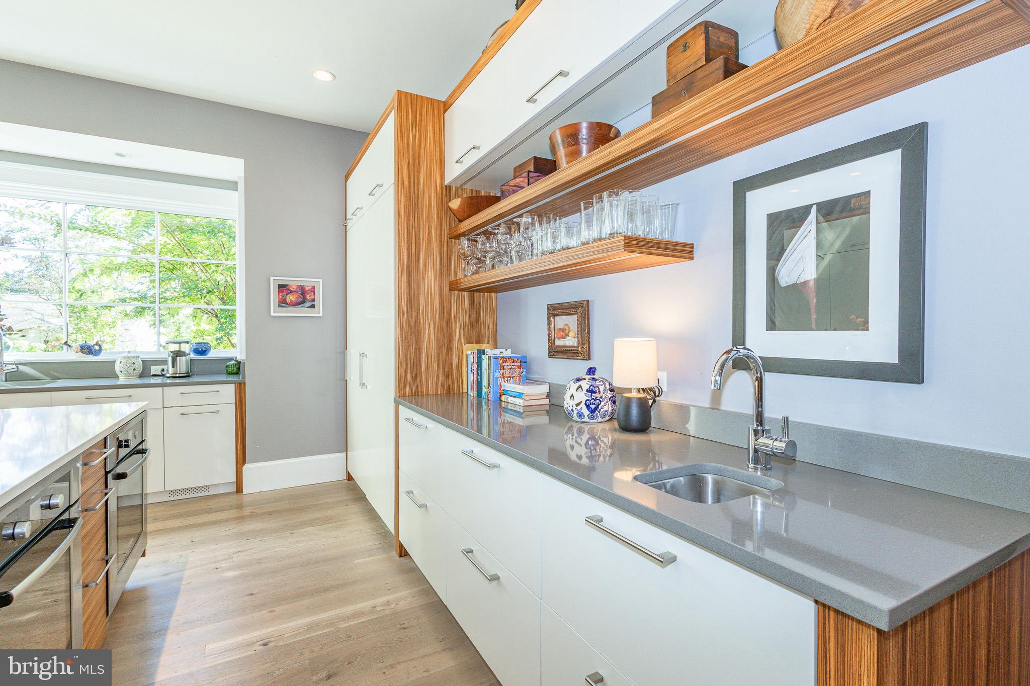 1004 MOSS HAVEN COURT