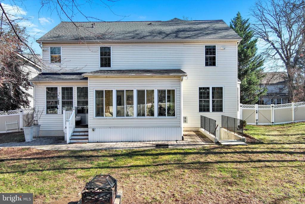 1590 CHAPMAN ROAD