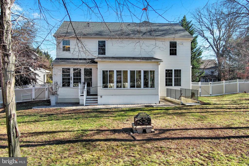 1590 CHAPMAN ROAD