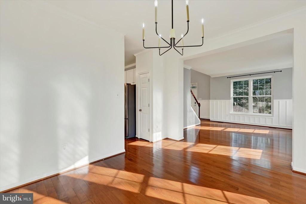 1590 CHAPMAN ROAD