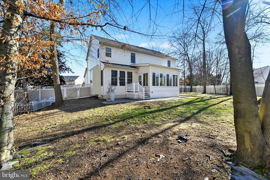 1590 CHAPMAN ROAD