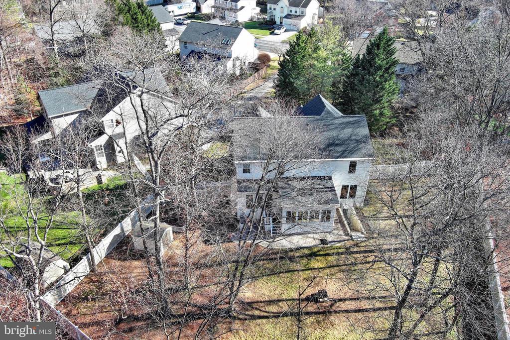 1590 CHAPMAN ROAD